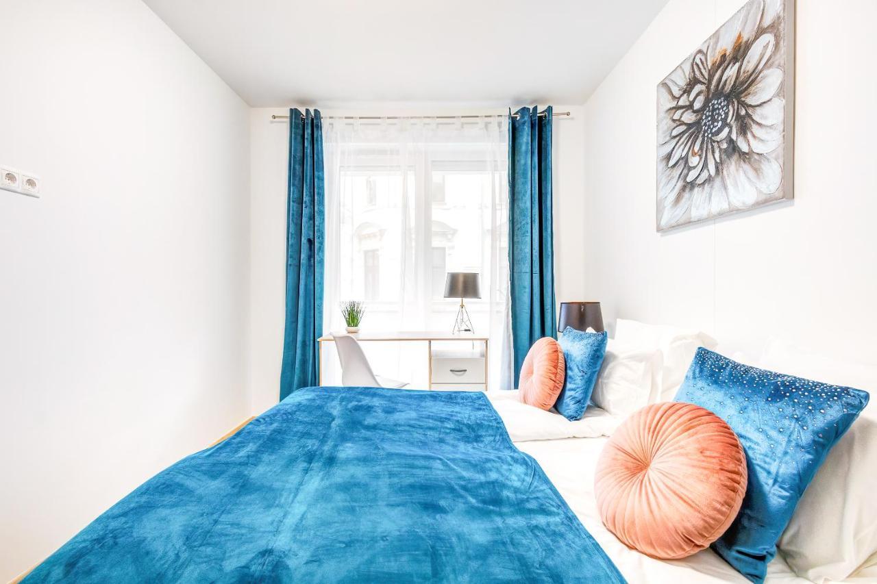 Modern Apartment With Free Garage And Balcony In The Downtown Budapest Luaran gambar