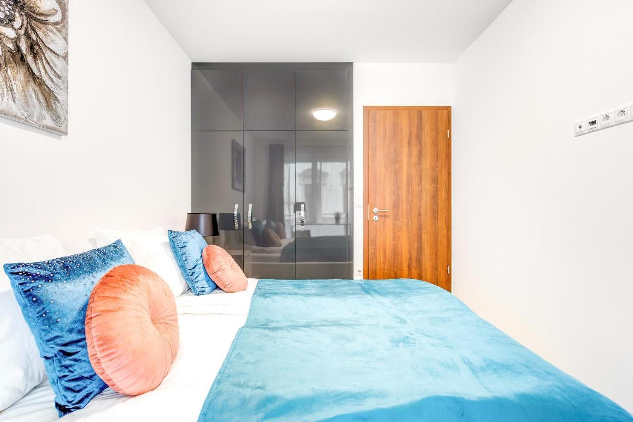 Modern Apartment With Free Garage And Balcony In The Downtown Budapest Luaran gambar
